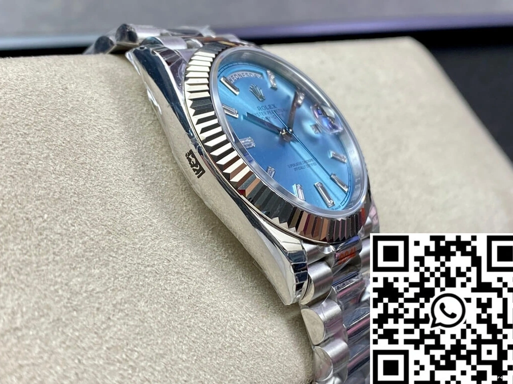 M228236-0006 Day Diamond-set Dial Rolex Factory EW Date 0420